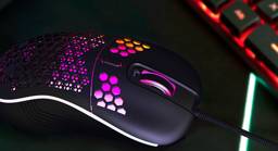 Mouse Gamer Xtech Lightbuzz Honeycomb USB 7200 DPI XTM-620 - Ultraligero